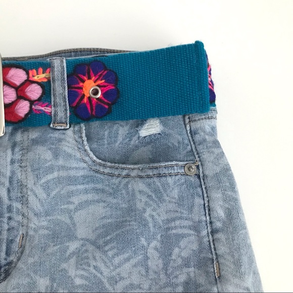 Handmade Wool Embroidered Belt - Picture 7 of 9